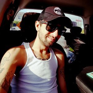 Meet your Posher, Logan